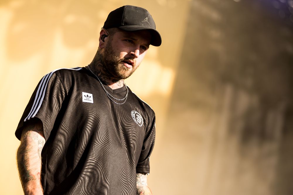 Bury Tomorrow live – neue Single Sx und eigenes Label DEA†H Records