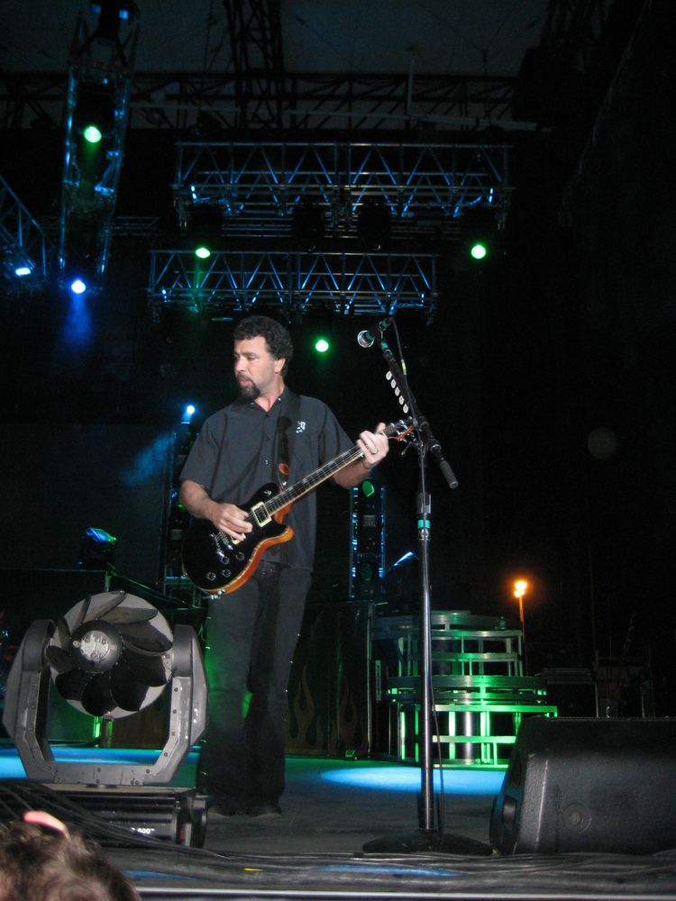 Godsmack live auf der Bühne – Alternative-Metal-Band aus den USA
