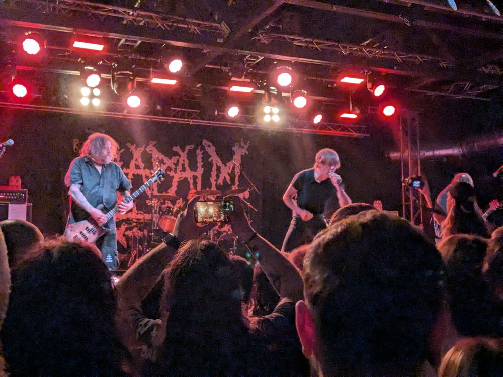 Napalm Death live 2025 in Liverpool — Grindcore auf der Bühne