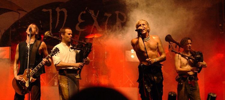 In Extremo live in Concert mit Dudelsack