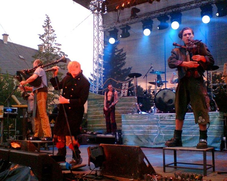 In Extremo Tour 2026 – Band live auf der Bühne