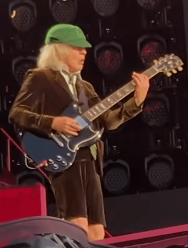 Angus Young (AC/DC) live in Reggio Emilia, Mai 2024